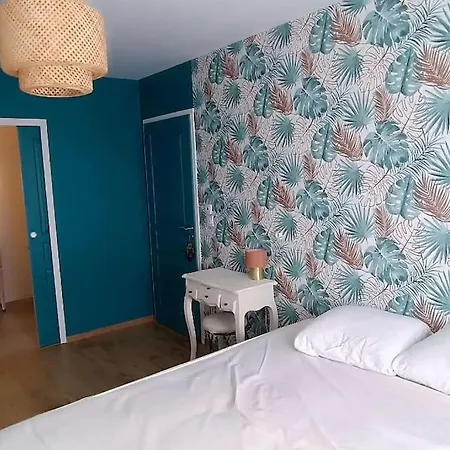 Holiday home Maison Avec Jardin Disneyland Favieres (Seine-et-Marne)